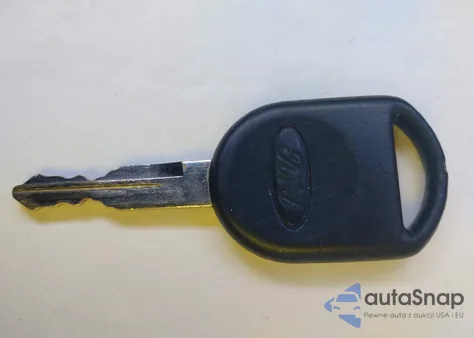 2010 Ford Focus Ses из США, поврежденный, VIN 1FAHP3GN0AW276264